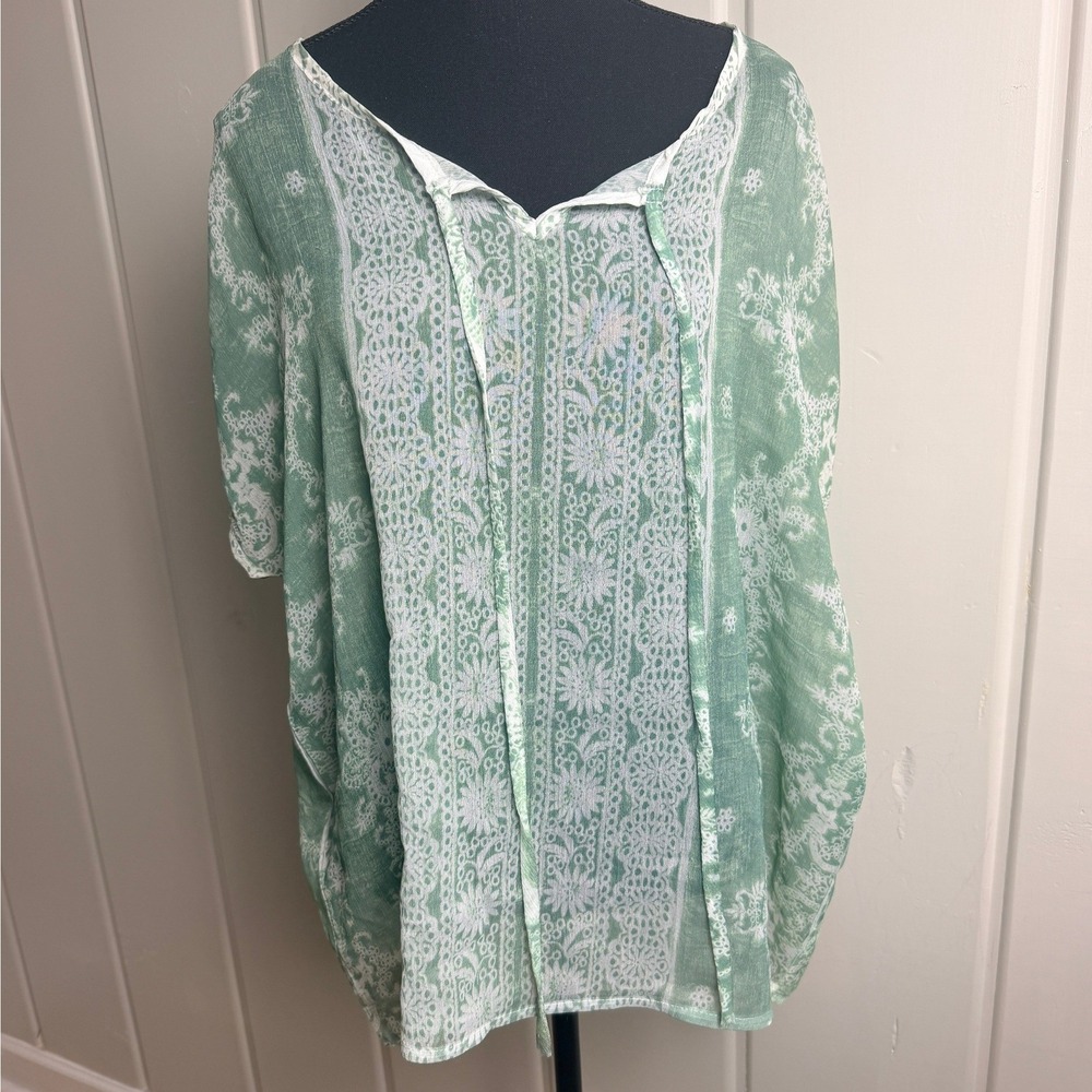 Cal Style USA Green Floral Gauze Blouse Small Boho Lace Print Split Neck Top